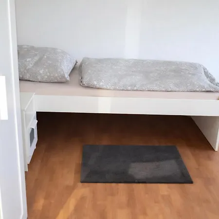 Schoene Mit Balkon In Apartment Gera